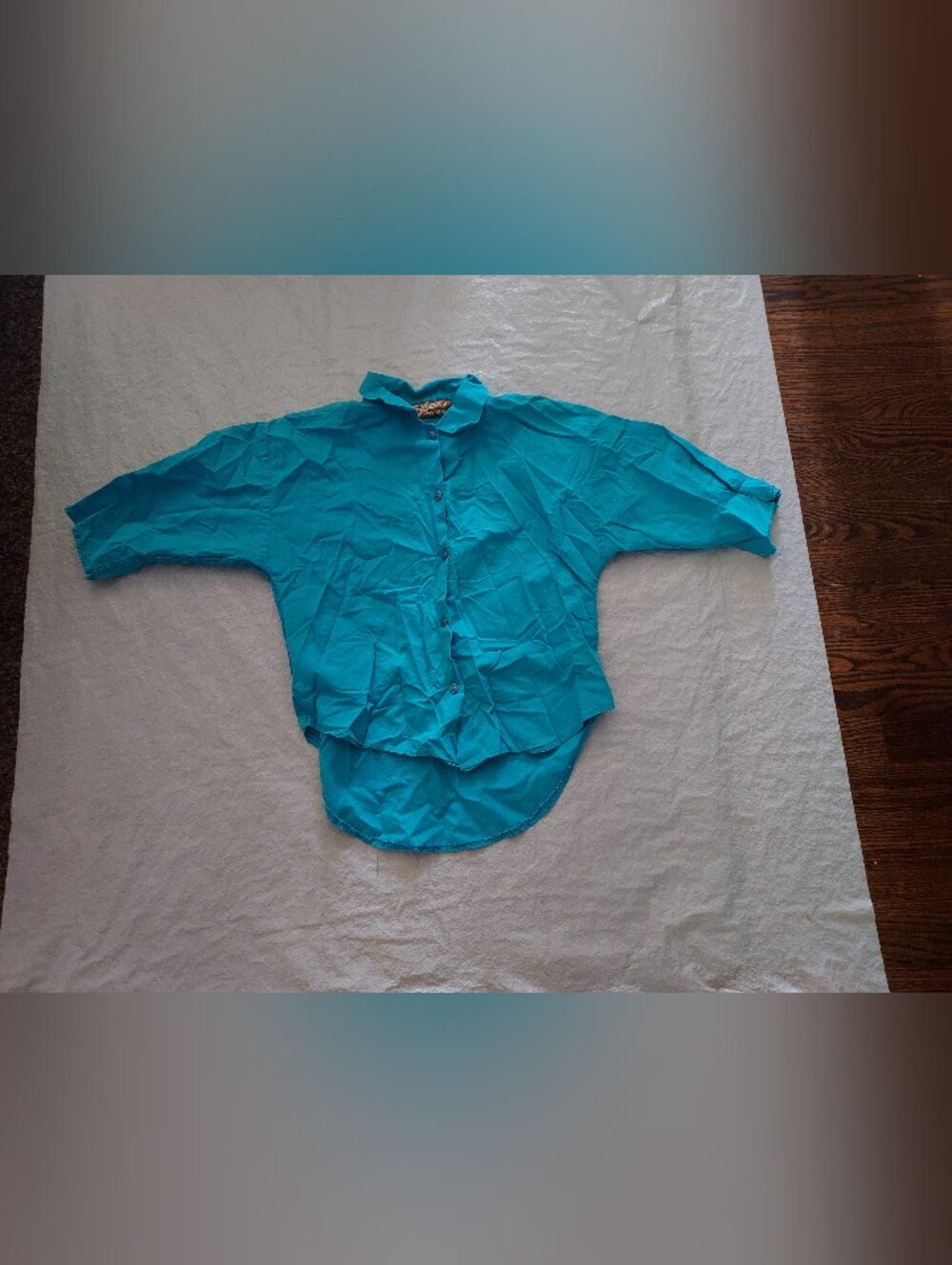 Button-Down Women's Shirt in Bright Turquoise